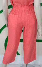 Load image into Gallery viewer, Straight Capri Pant