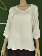 Load image into Gallery viewer, V-Pullover Blouse