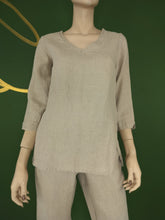 Load image into Gallery viewer, V-Pullover Blouse