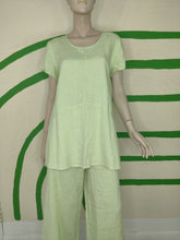 Load image into Gallery viewer, Simplest Tee