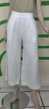 Load image into Gallery viewer, White Pleated Pant
