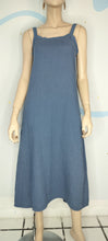 Load image into Gallery viewer, Maxi Dress blue
