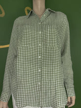 Load image into Gallery viewer, Calpe Green Button Up shirt
