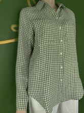 Load image into Gallery viewer, Calpe Green Button Up shirt
