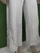 Load image into Gallery viewer, Varadero White Regular Fit Pant
