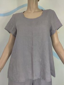 Weightless Tee